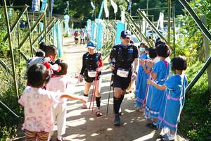 BIB: 2247, 2245
                            <button type="button" onclick="openModal(19072177)" class="btn btn-primary btn-sm float-right btn-popup" data-toggle="modal" data-target=".modal-high-quality">
                        <i class="fas fa-shopping-cart"></i> Add to Cart
                    </button>
                                            <button type="button" onclick="isThisMe(19072177, true)" class="btn btn-success btn-sm float-right btn-popup btn-isme hidden" data-toggle="tooltip" data-placement="bottom" title="นี่คือรูปของคุณใช่ไหม คลิกที่นี่เพื่อเอาเข้าอัลบั้ม">
                        <i class="fas fa-plus"></i> Add to album
                    </button>
                    <button type="button" onclick="isThisMe(19072177, false)" class="btn btn-warning btn-sm float-right btn-popup btn-isnotme hidden">
                        <i class="fas fa-ban"></i> Remove from album
                    </button>